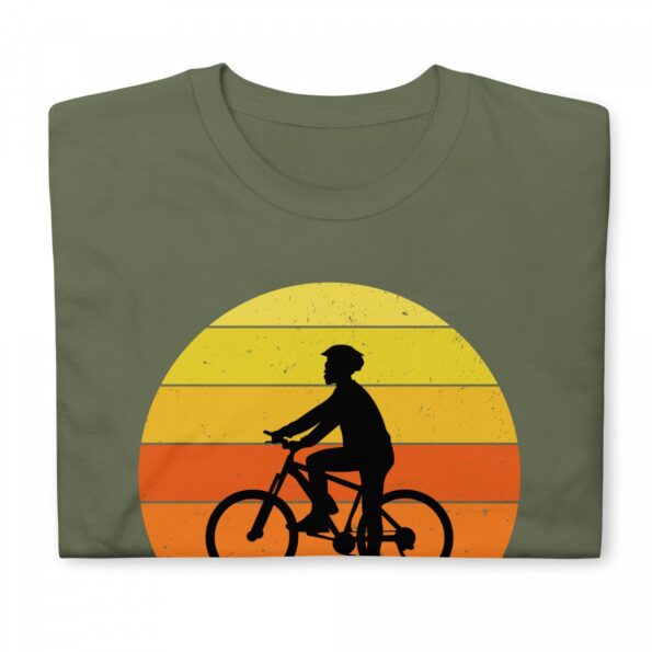 Biker T-Shirt: The Perfect Birthday & Father’s Day Gift for Motorcycle Enthusiasts